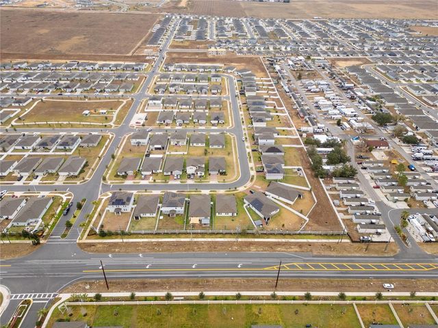 121 TOWNS CIRCLE, Haines City, FL 33844