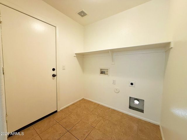 16649 W MONTE CRISTO Avenue, Surprise, AZ 85388