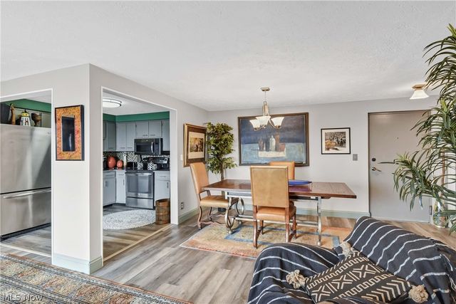 10301 Lake Avenue 807, Cleveland, OH 44102