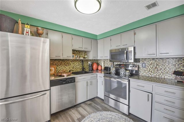 10301 Lake Avenue 807, Cleveland, OH 44102