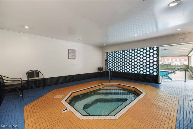 10301 Lake Avenue 807, Cleveland, OH 44102