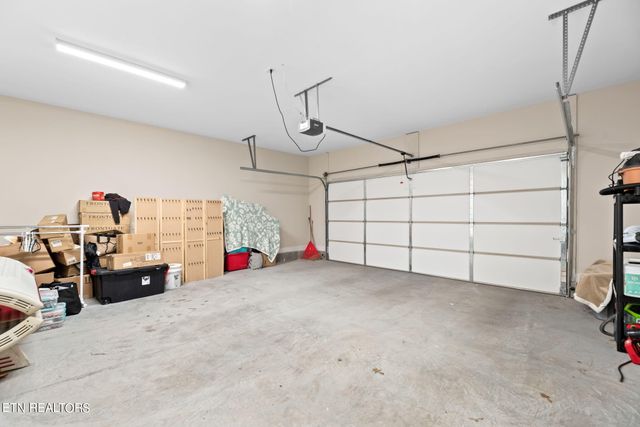 7320 Willow Path Lane, Knoxville, TN 37918