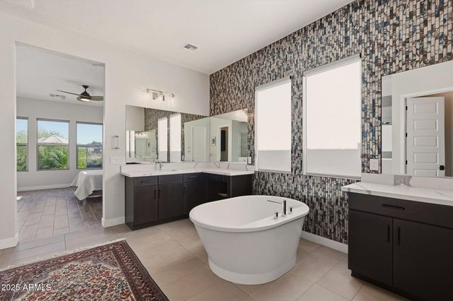 13347 E PARKVIEW Lane, Scottsdale, AZ 85255