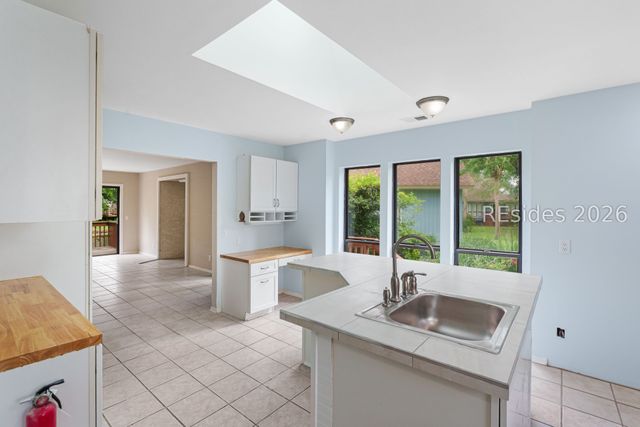 42 Wee Road 42, Hilton Head Island, SC 29926