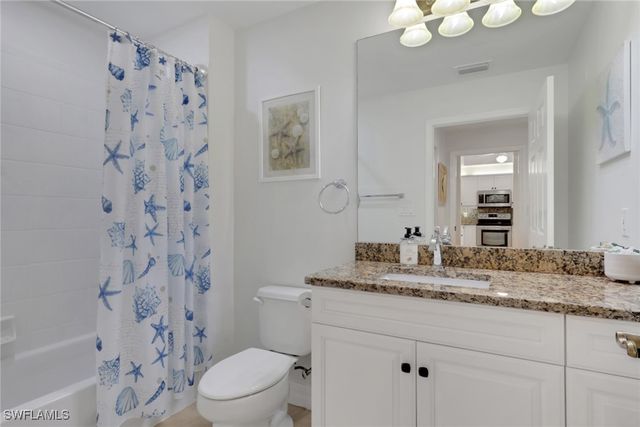 401 Bayfront PL 3207, Naples, FL 34102