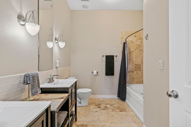 623 W Walnut Street 407, Springfield, MO 65806