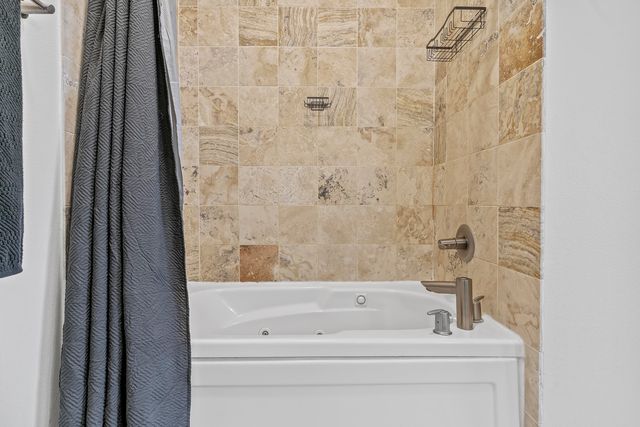 623 W Walnut Street 407, Springfield, MO 65806