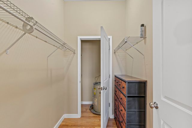 623 W Walnut Street 407, Springfield, MO 65806