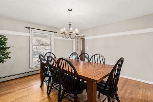 51 Albee Rd, Uxbridge, MA 01569