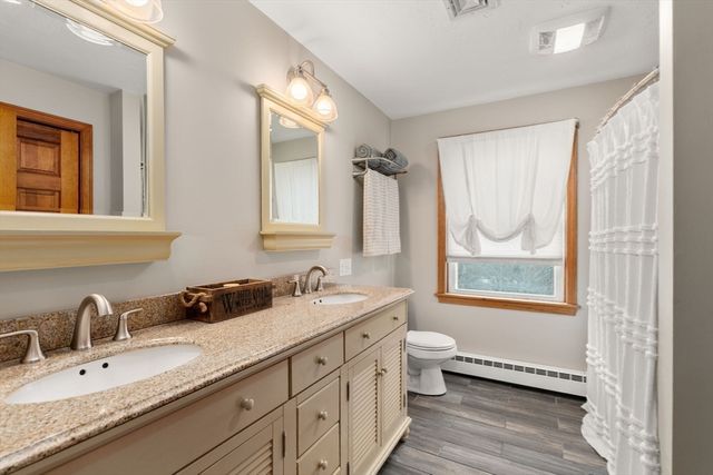 51 Albee Rd, Uxbridge, MA 01569