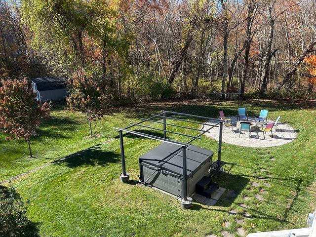 51 Albee Rd, Uxbridge, MA 01569