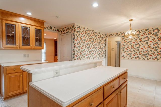 4668 S NC Highway 150, Lexington, NC 27295