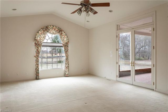 4668 S NC Highway 150, Lexington, NC 27295