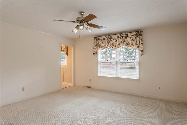 4668 S NC Highway 150, Lexington, NC 27295