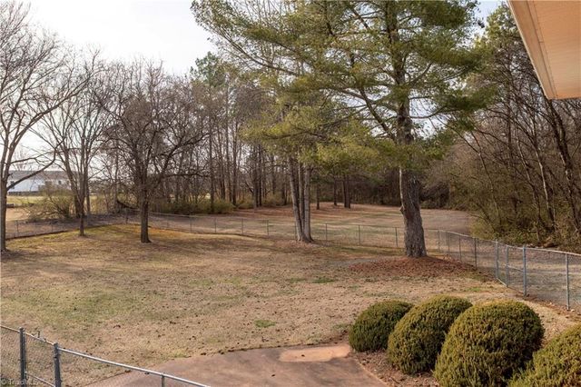 4668 S NC Highway 150, Lexington, NC 27295