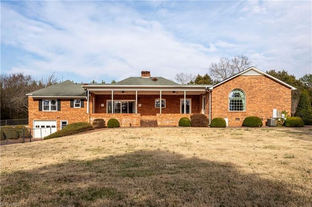 4668 S NC Highway 150, Lexington, NC 27295