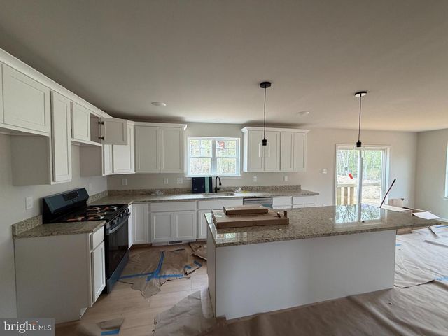 211 HOGBIN RD, Millville, NJ 08332