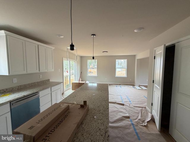 211 HOGBIN RD, Millville, NJ 08332
