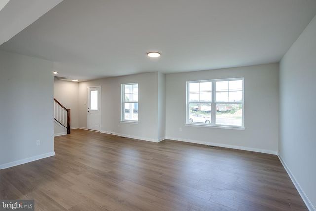 211 HOGBIN RD, Millville, NJ 08332