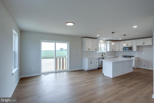 211 HOGBIN RD, Millville, NJ 08332