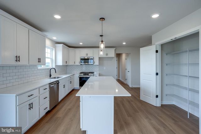 211 HOGBIN RD, Millville, NJ 08332
