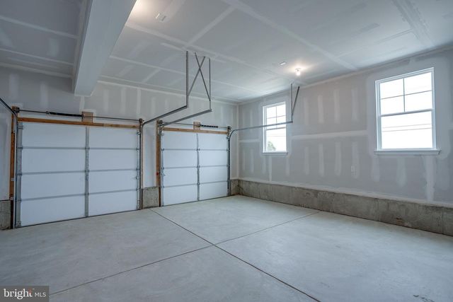 211 HOGBIN RD, Millville, NJ 08332