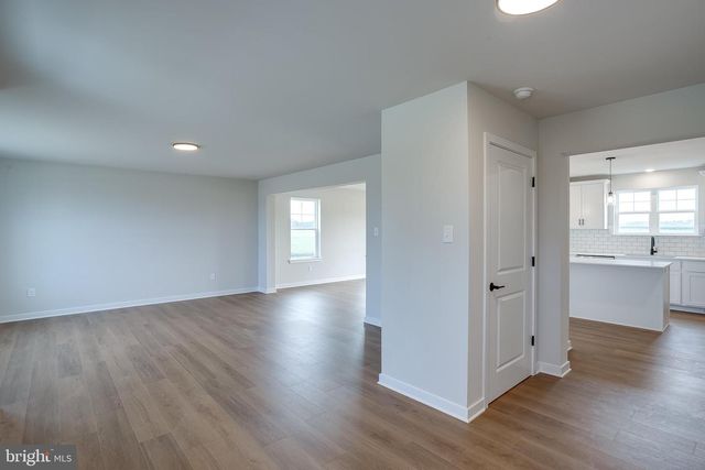 211 HOGBIN RD, Millville, NJ 08332