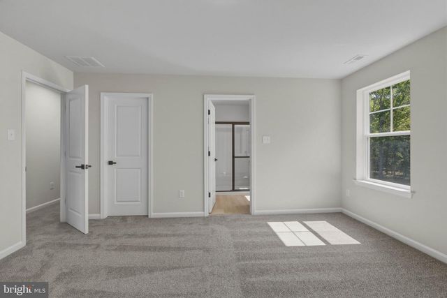 211 HOGBIN RD, Millville, NJ 08332