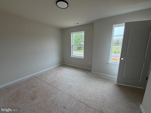 211 HOGBIN RD, Millville, NJ 08332