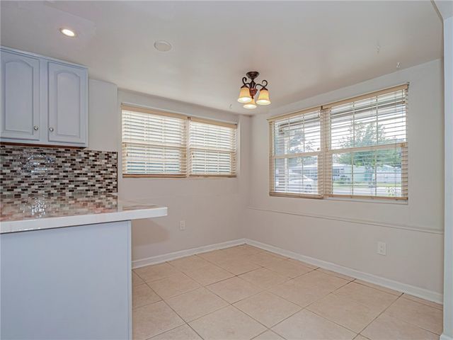 1440 4th Court, Vero Beach, FL 32960