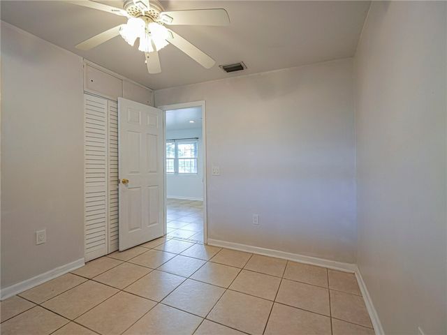 1440 4th Court, Vero Beach, FL 32960