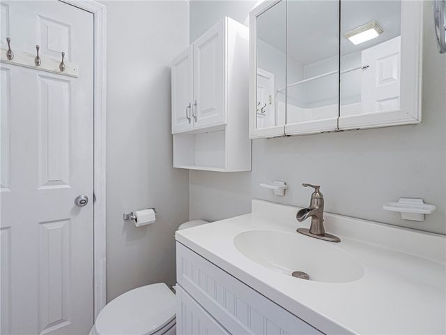 1440 4th Court, Vero Beach, FL 32960