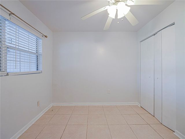 1440 4th Court, Vero Beach, FL 32960