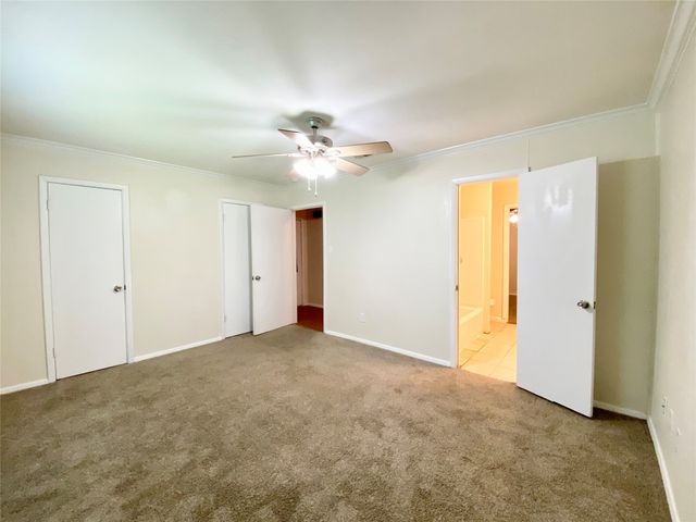 801 Irwin Drive B, Hurst, TX 76053