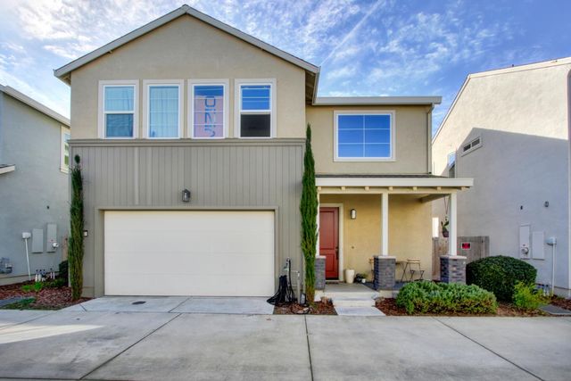 3280 Sunny Gate Ln, Folsom, CA 95630