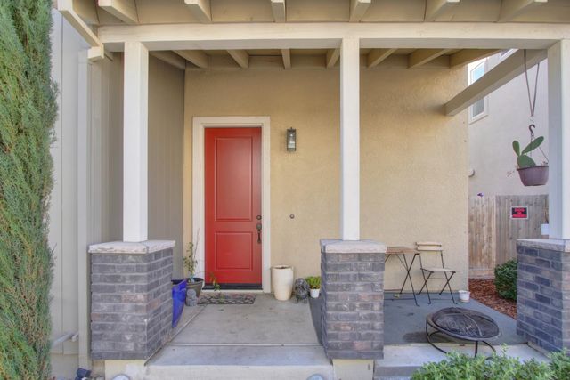 3280 Sunny Gate Ln, Folsom, CA 95630