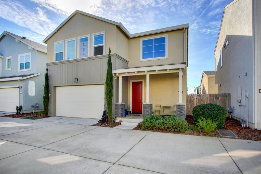 3280 Sunny Gate Ln, Folsom, CA 95630