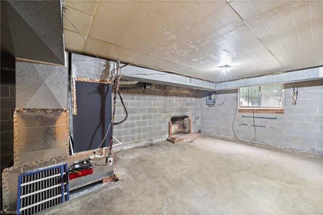 273 Livengood Drive, Winston-salem, NC 27107