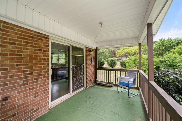 273 Livengood Drive, Winston-salem, NC 27107