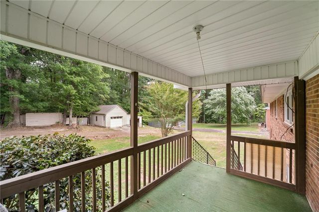 273 Livengood Drive, Winston-salem, NC 27107