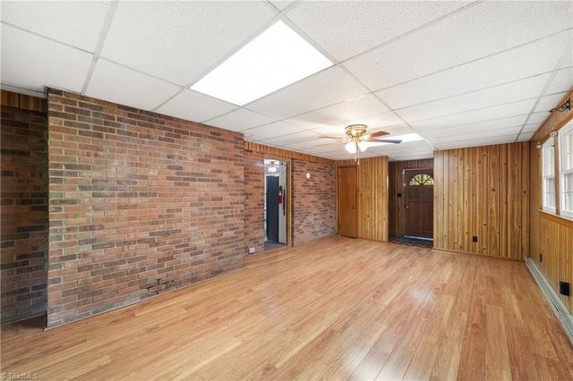 273 Livengood Drive, Winston-salem, NC 27107