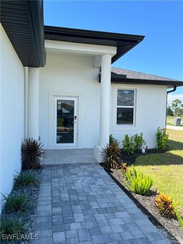 2207 NW 25th LN, Cape Coral, FL 33993