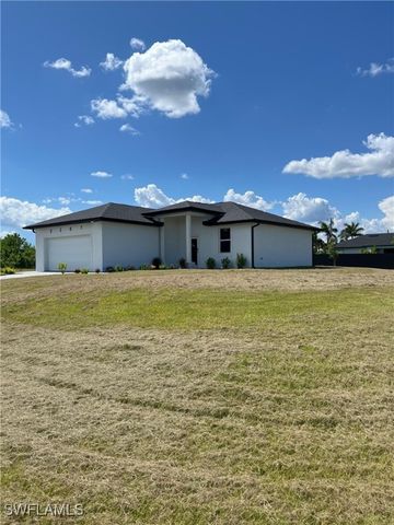 2207 NW 25th LN, Cape Coral, FL 33993
