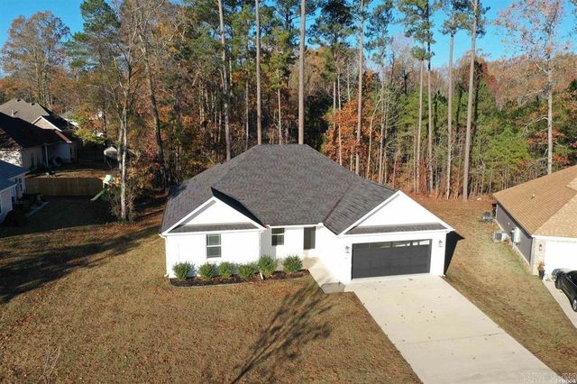 105 Kapulua Cove, Haskell, AR 72015