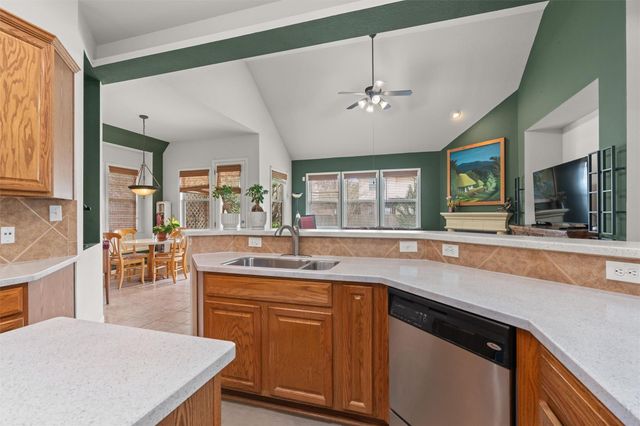 2418 Elkhorn Ranch RD, Leander, TX 78641