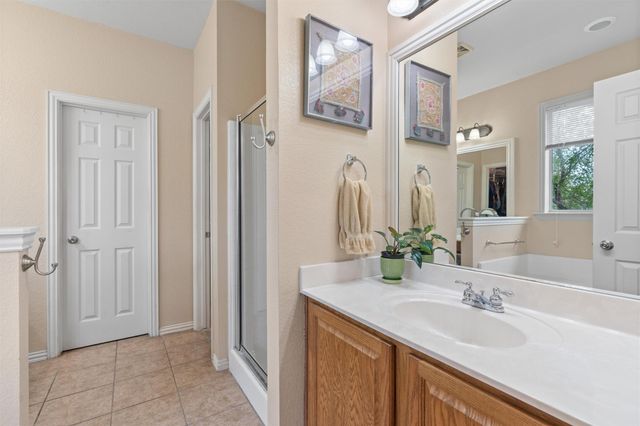 2418 Elkhorn Ranch RD, Leander, TX 78641