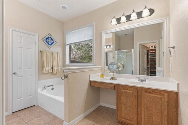 2418 Elkhorn Ranch RD, Leander, TX 78641