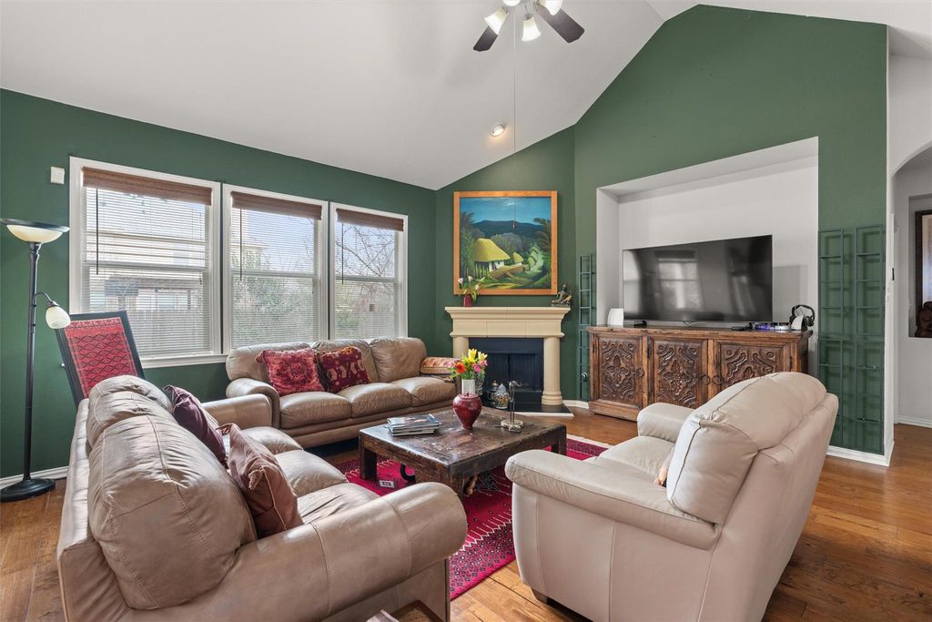 2418 Elkhorn Ranch RD, Leander, TX 78641