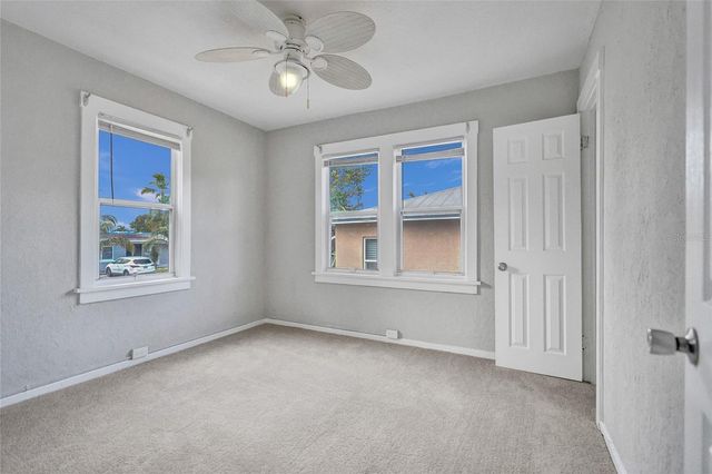 924 Mcintosh Street, West Palm Beach, FL 33405
