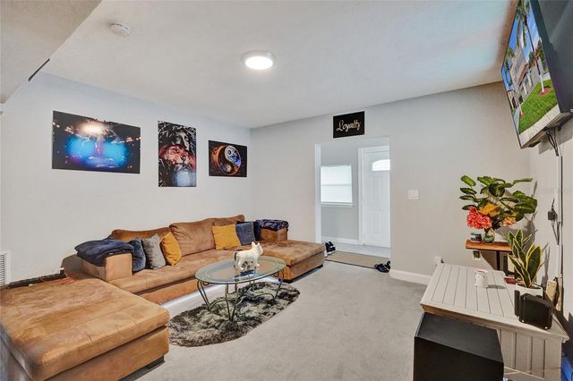 924 Mcintosh Street, West Palm Beach, FL 33405
